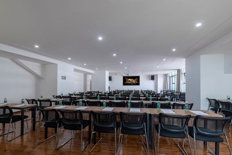 合規(guī)經(jīng)營，構(gòu)建餐飲企業(yè)管理新范式